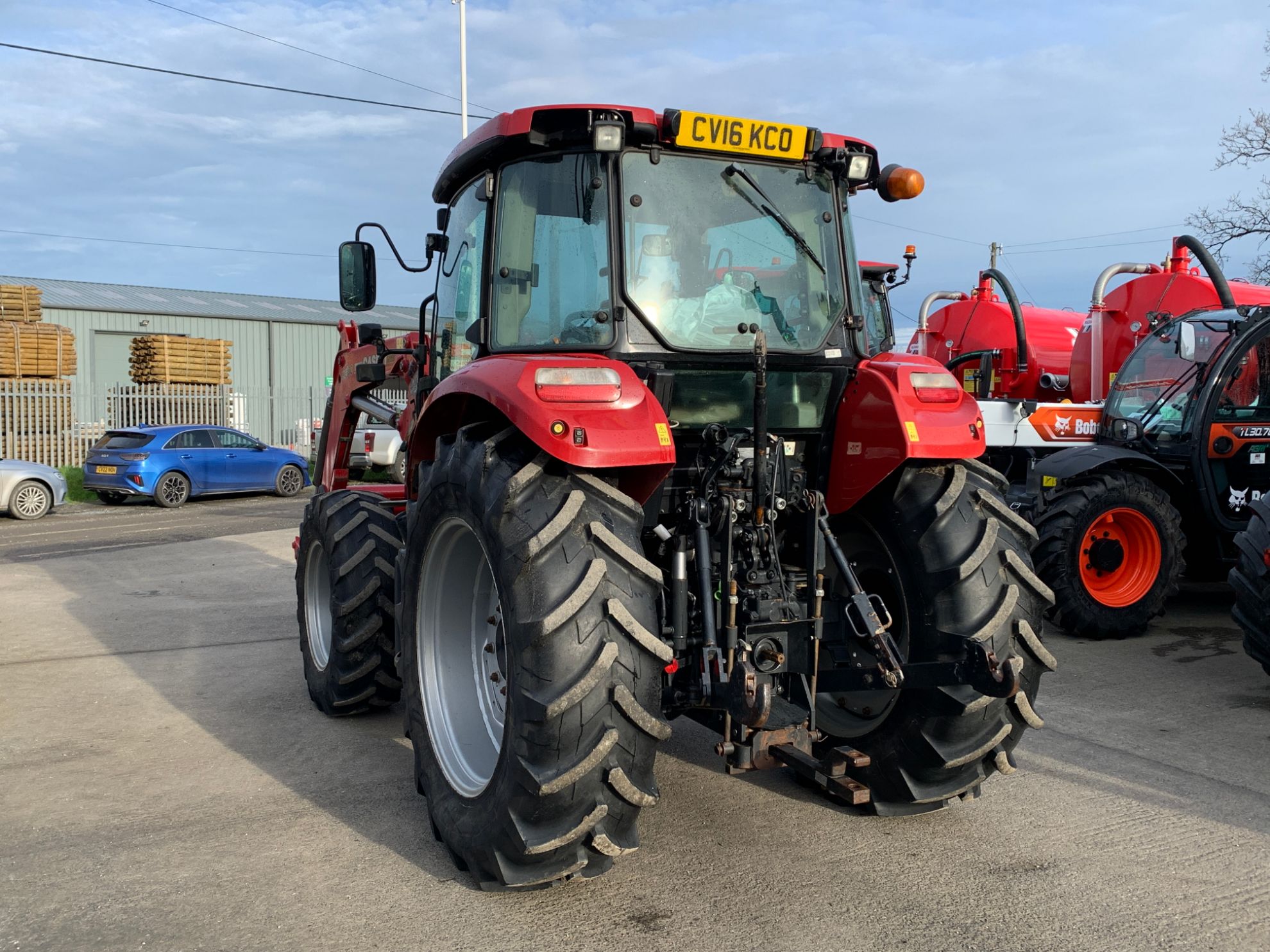 Case IH Farmall C 85: New & Used Tractors Wales & UK | Excavators & Tankers