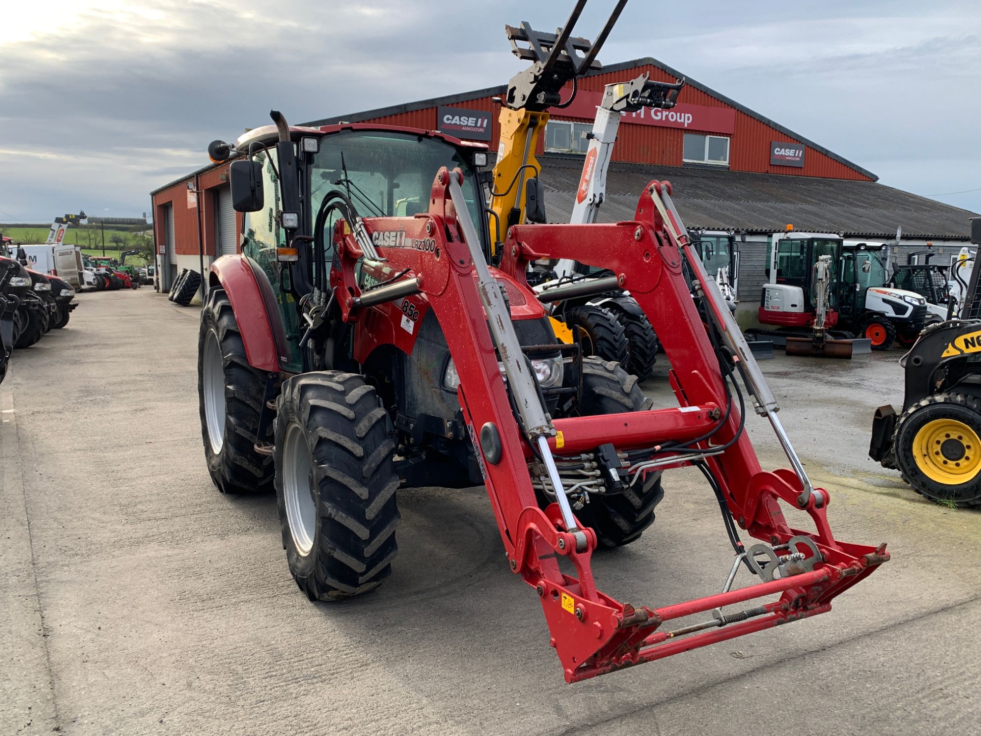 Case IH Farmall C 85: New & Used Tractors Wales & UK | Excavators & Tankers