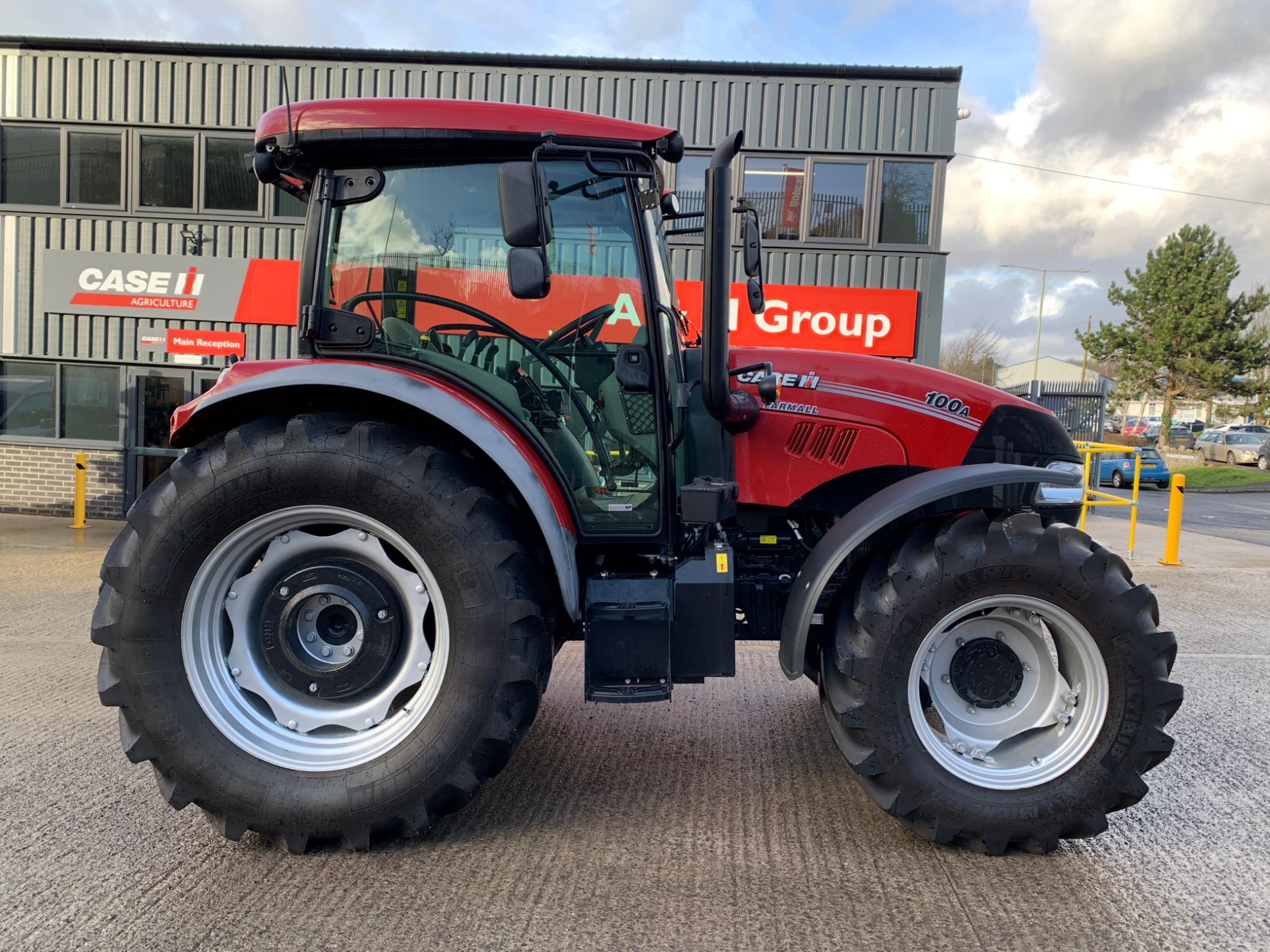 Case IH Farmall A 100: New & Used Tractors Wales & UK | Excavators ...