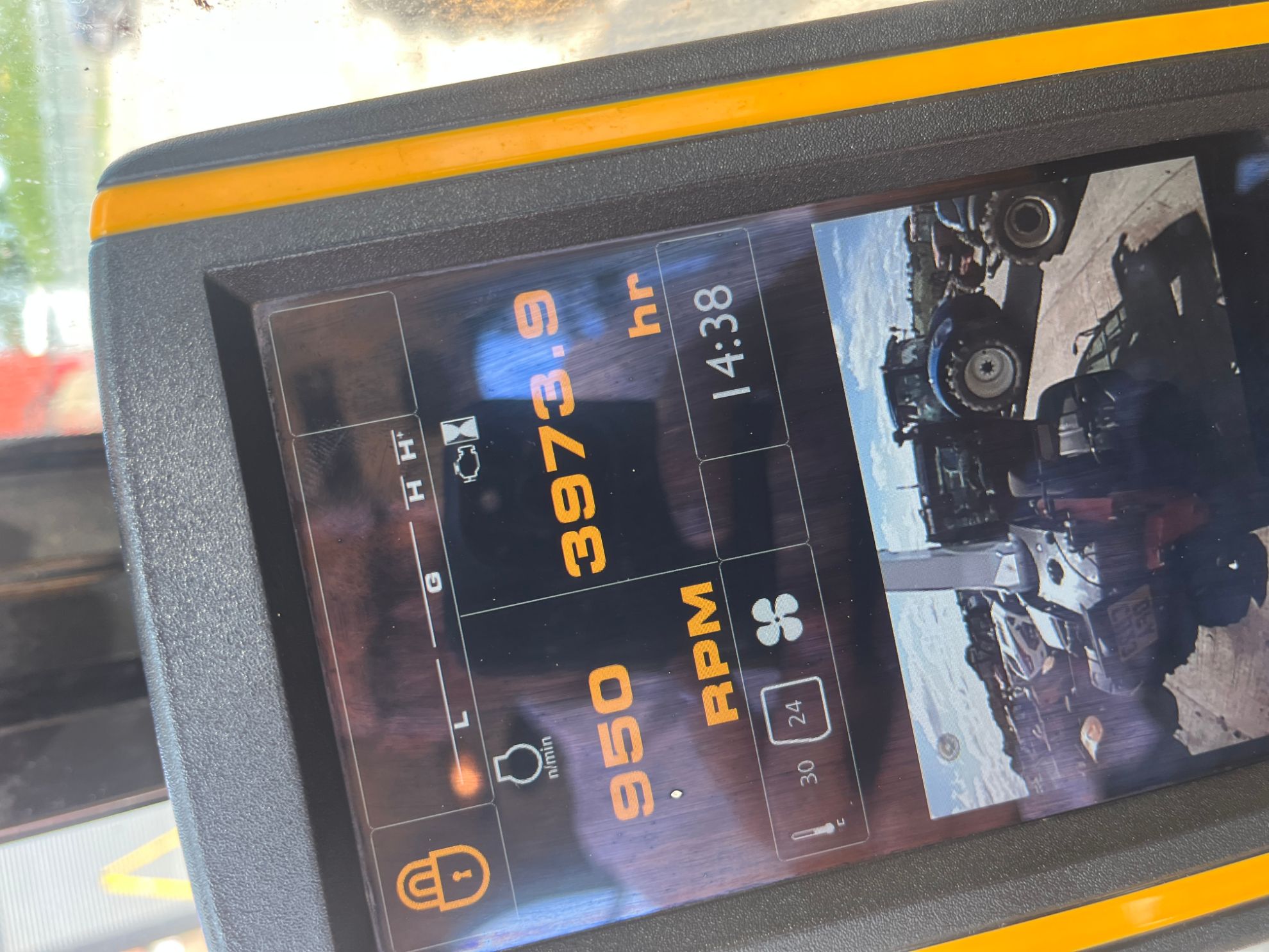 JCB JS130 LC: New & Used Tractors Wales & UK | Excavators & Tankers