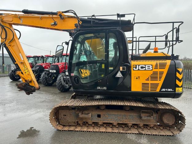Picture of JCB JS130LC+