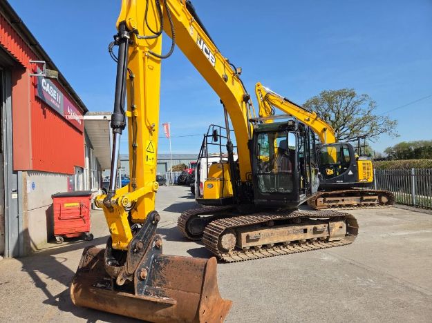 Picture of JCB JS130LC+