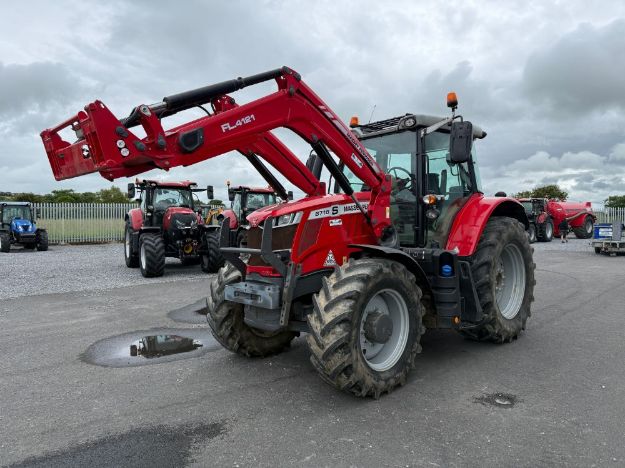 Picture of Massey Ferguson 6716 S