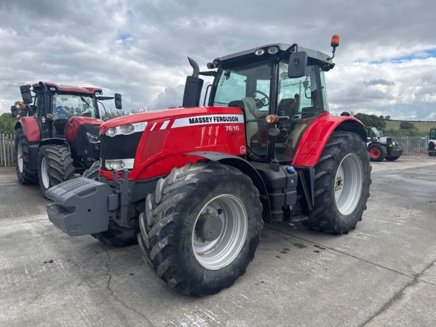 Picture of Massey Ferguson 7616